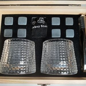 HKDGYHON Whiskey Stone Set